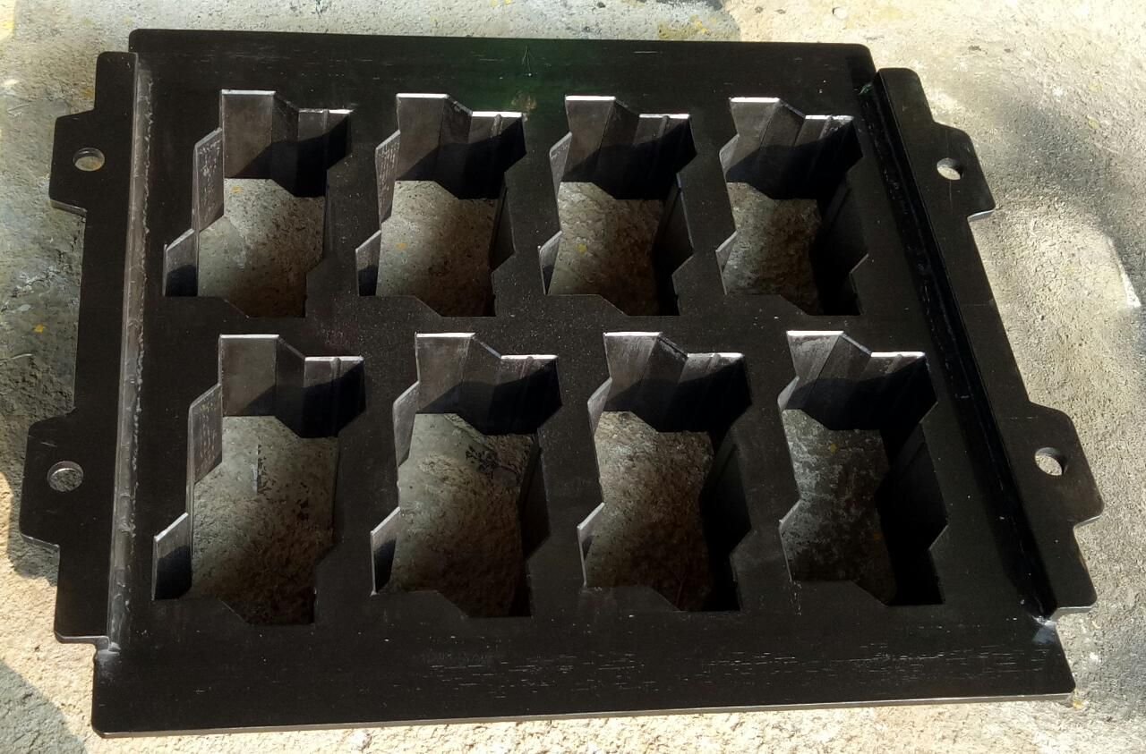 PBM PLUS  UNIPAVER MOULD 80 MM